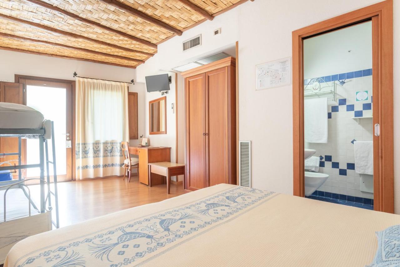 Canu Hotel Cabras